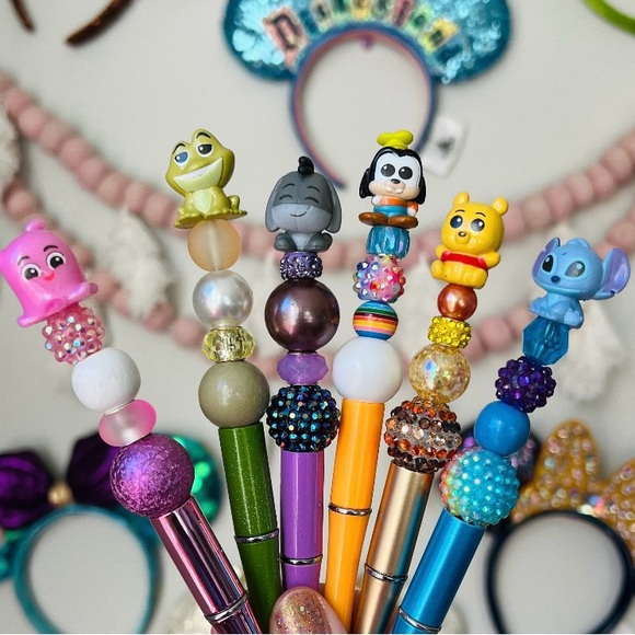 😍🌟💖 Disney Doorable squishalot character bead pen handmade ✍️ - Picture 5 of 8